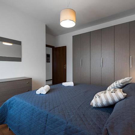 Ferienwohnung Ortaglia Torri Del Benaco Exterior foto