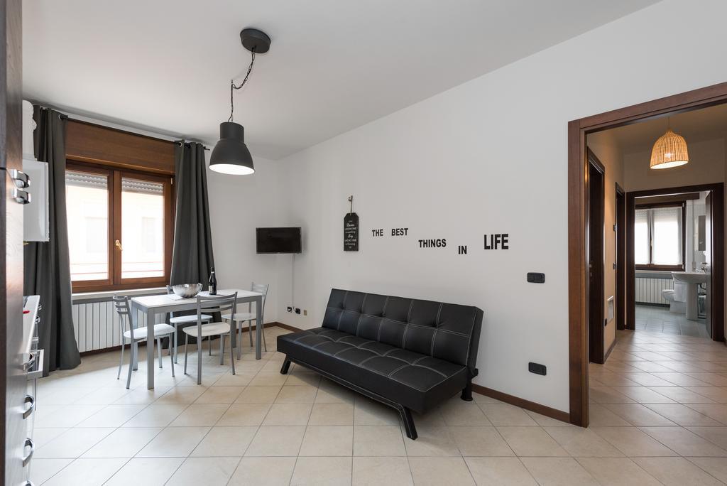 Ferienwohnung Ortaglia Torri Del Benaco Exterior foto